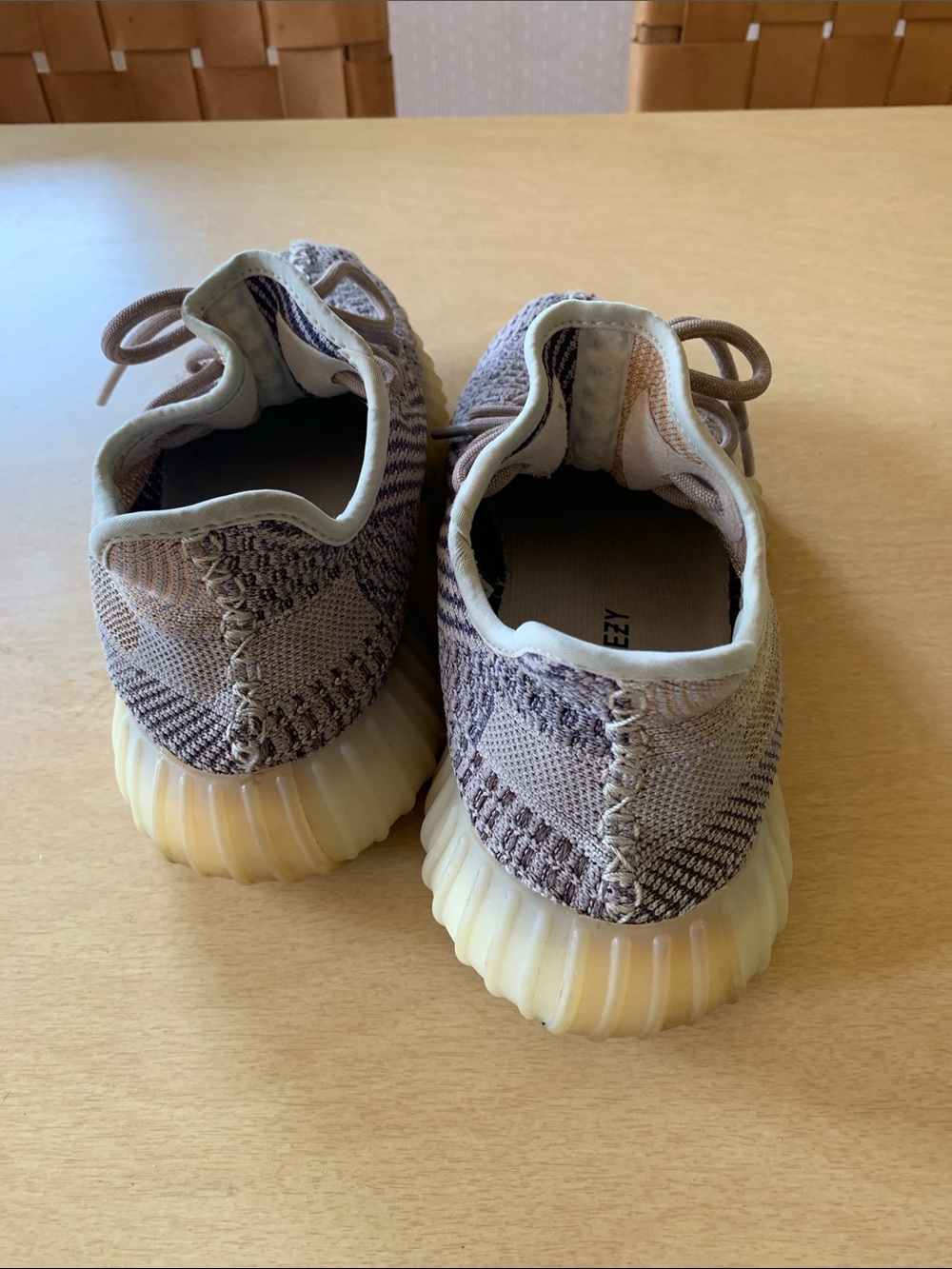 Adidas Yeezy Boost 350 V2 "Ash Pearl" - Picture 5 of 6